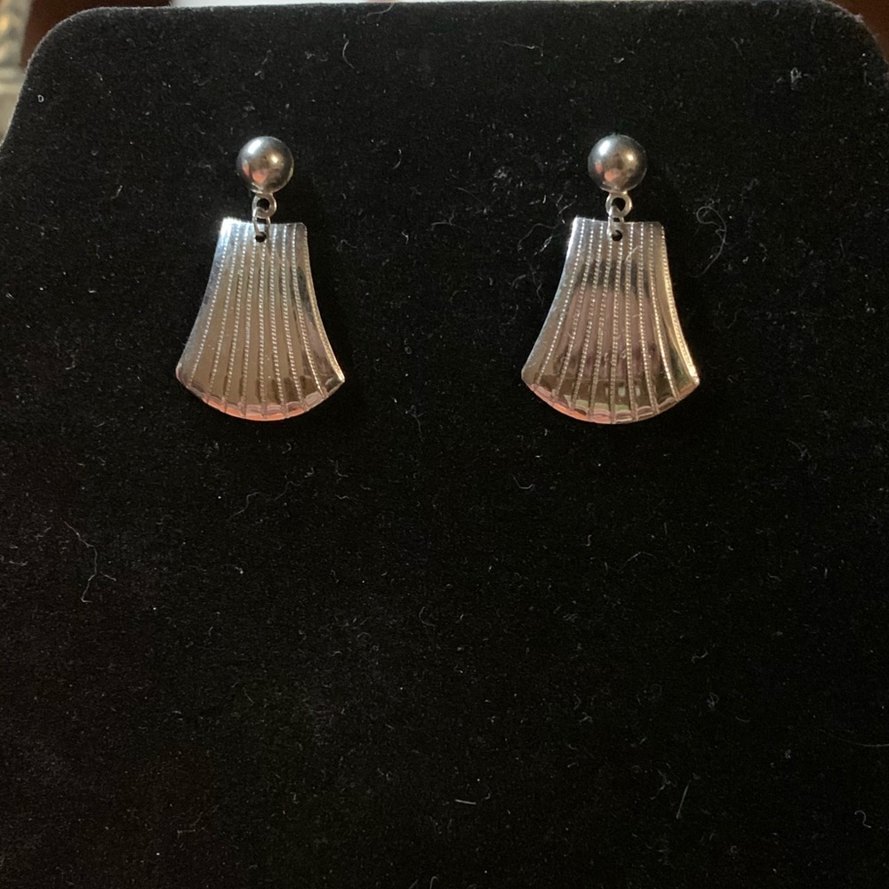 Silver Plated Earrings🟣